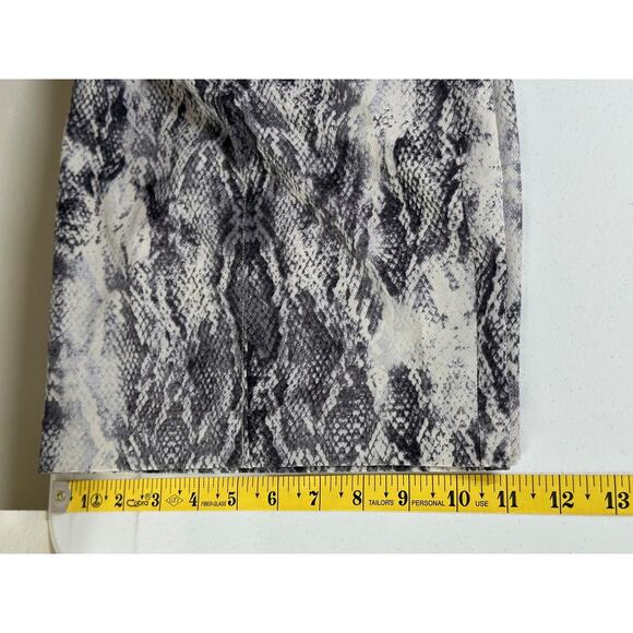 Vince Camuto Pants Womens 14W Black Gray Wide Leg Snake Print Stretch Mob Wife - Picture 10 of 10